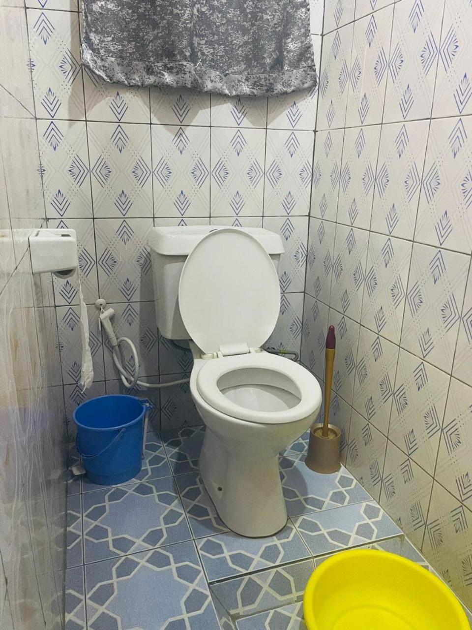 Ignite Guest House Гисеньи Экстерьер фото
